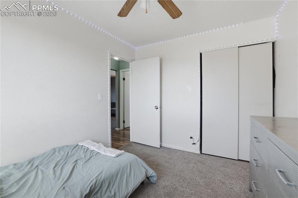 Image 13 of 26: Bedroom