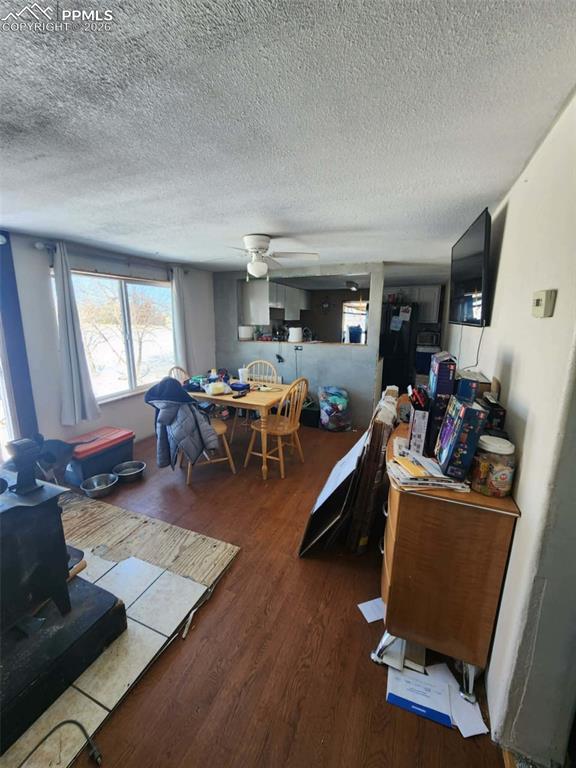 Image 17 of 30: home 2