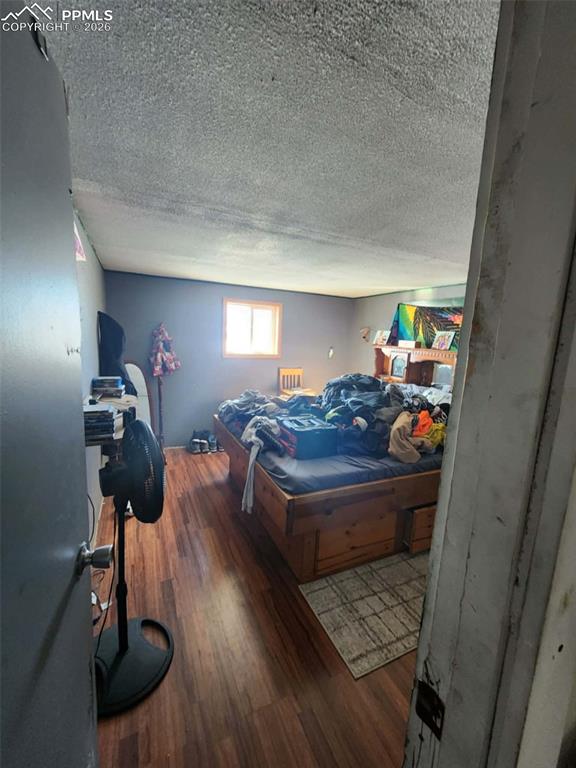 Image 19 of 30: home 2 main