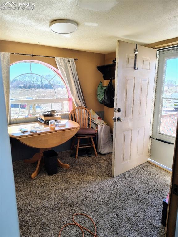 Image 24 of 30: Home 3