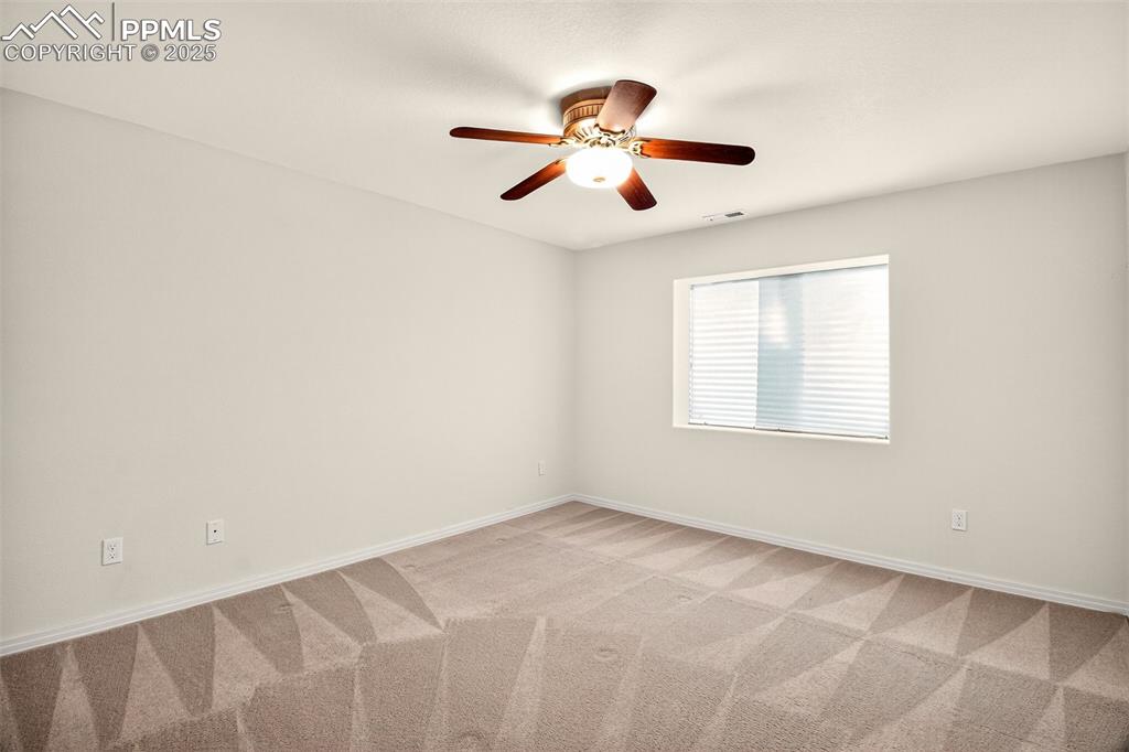 Image 29 of 41: Basement bedroom 2