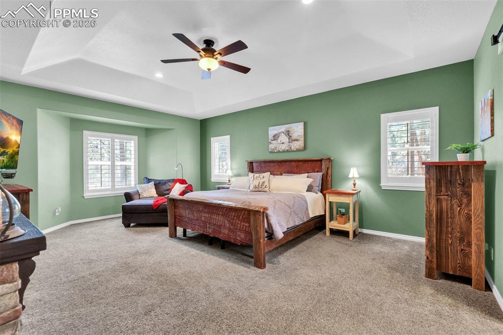 Image 19 of 49: Bedroom