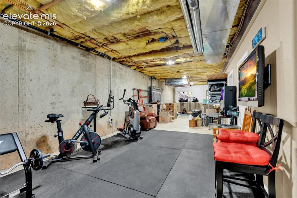 Image 47 of 50: Exercise Room