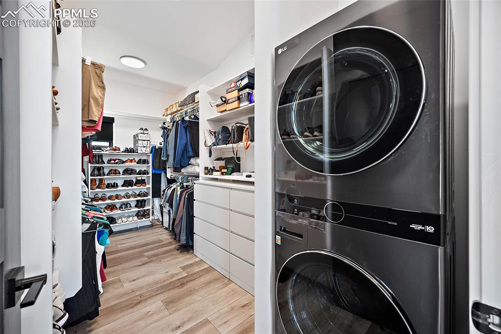 Image 19 of 34: Laundry