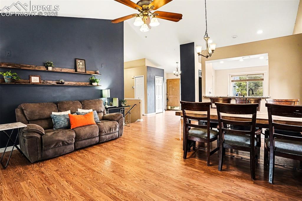 Image 6 of 14: Living Room