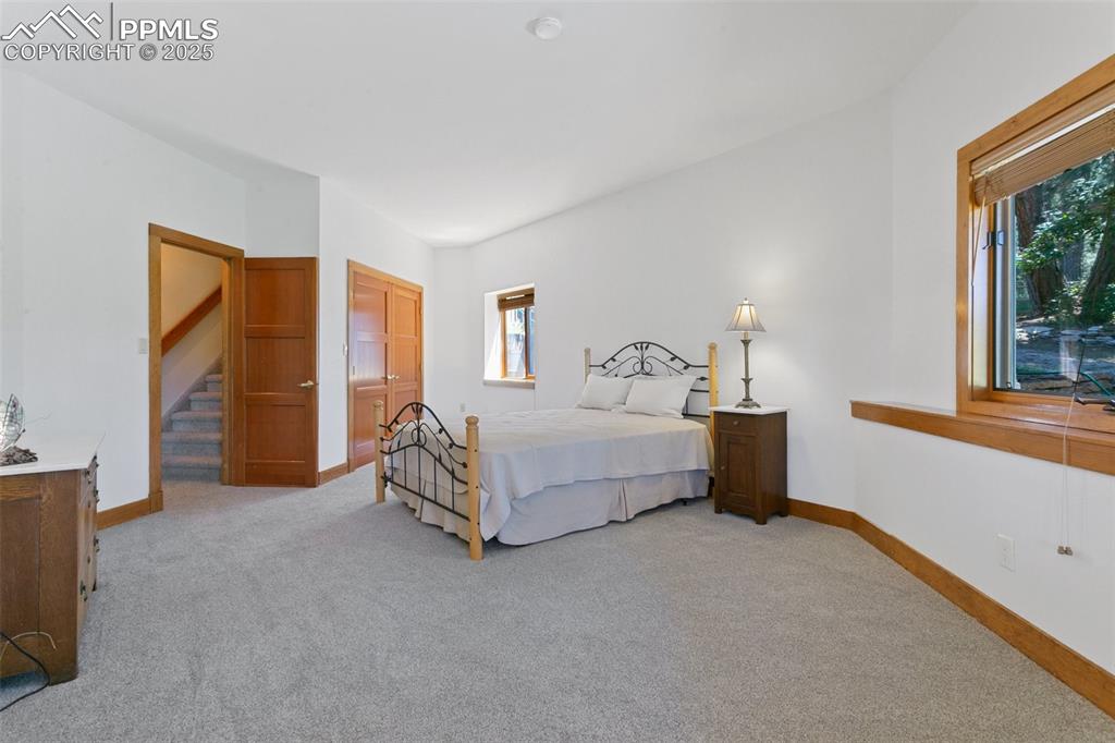 Image 43 of 50: Bedroom