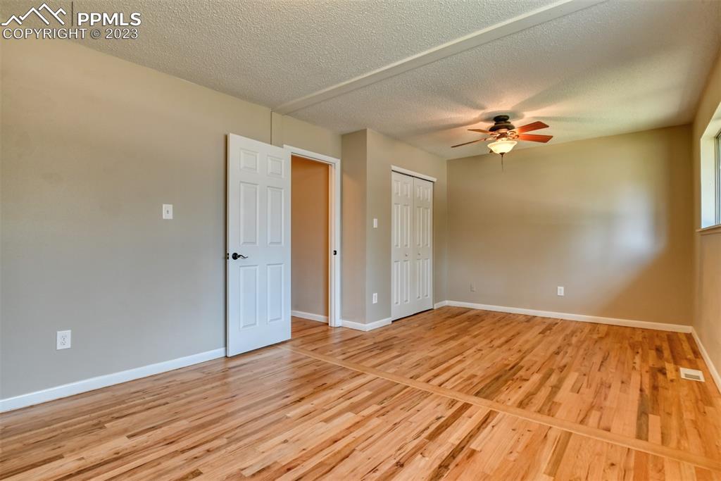 Listing 2355294, Image 22 of 50