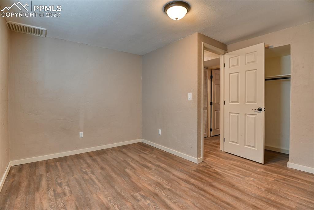 Listing 2355294, Image 37 of 50