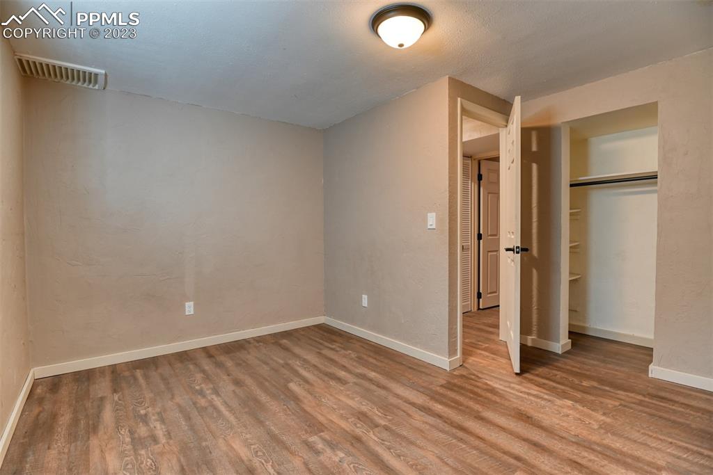 Listing 2355294, Image 38 of 50