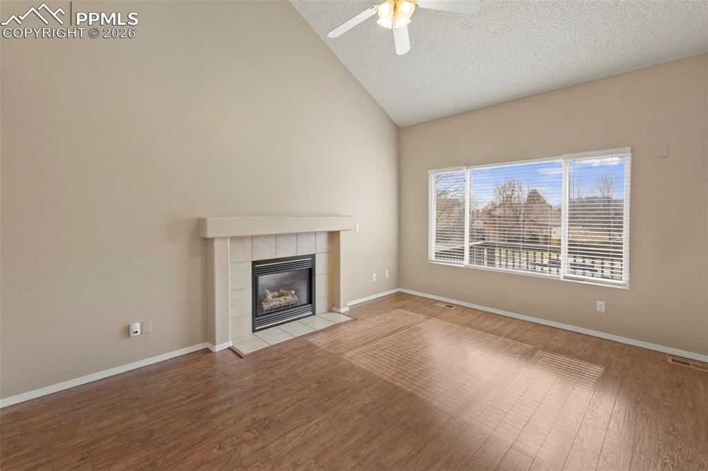 Image 12 of 48: Living Room