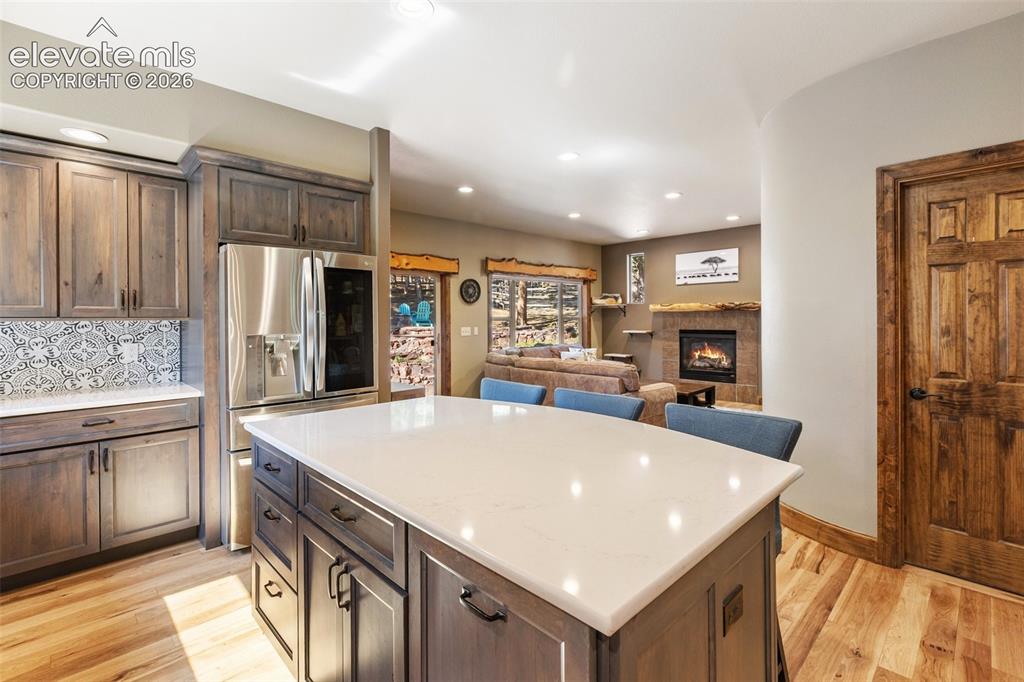 Image 14 of 49: Gas fireplace