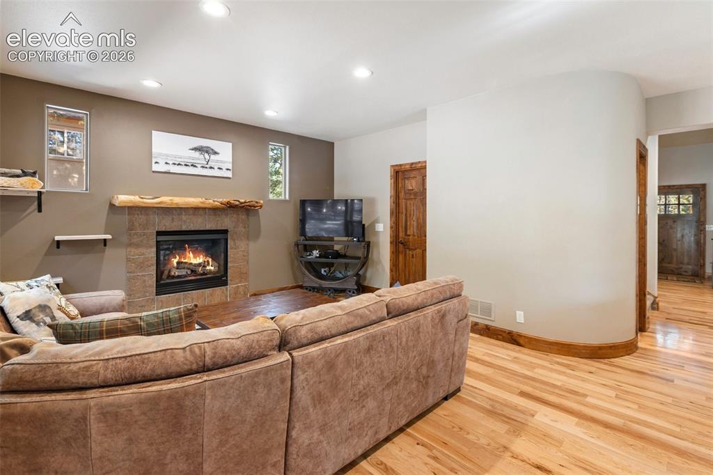 Image 19 of 49: Master Bedroom