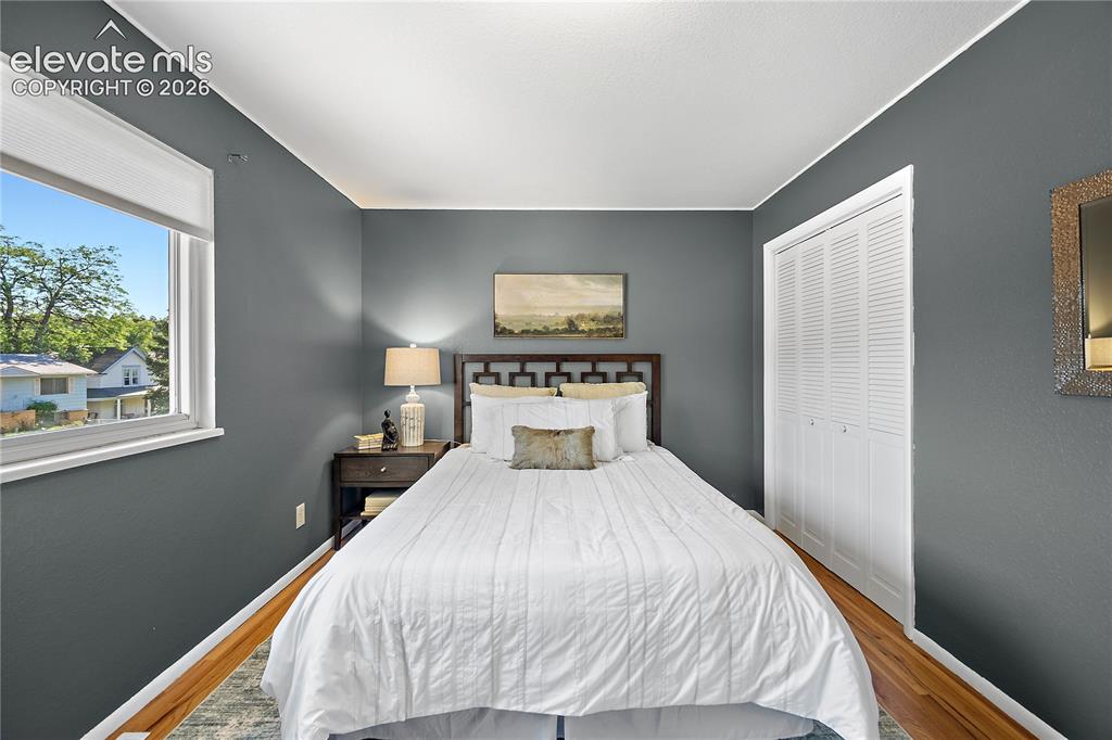 Image 15 of 41: Bedroom