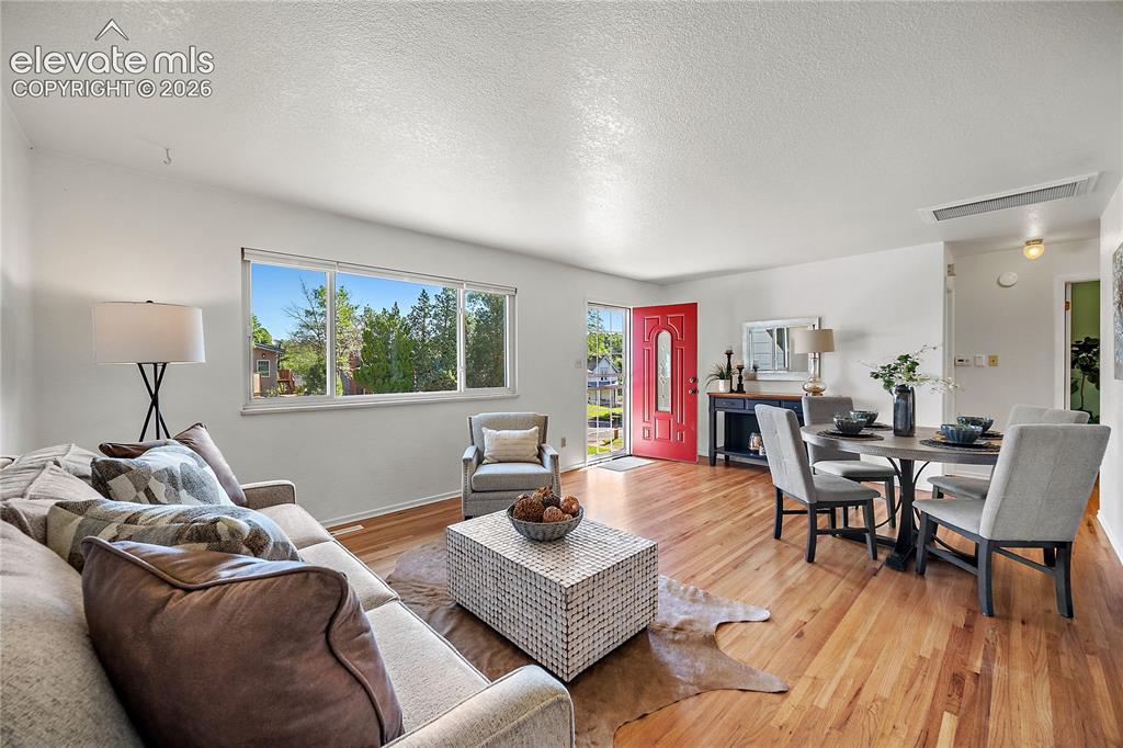 Image 6 of 41: Living Room