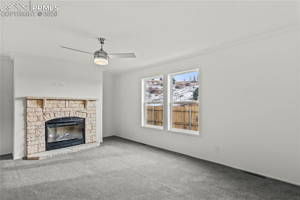 Image 7 of 35: Family room