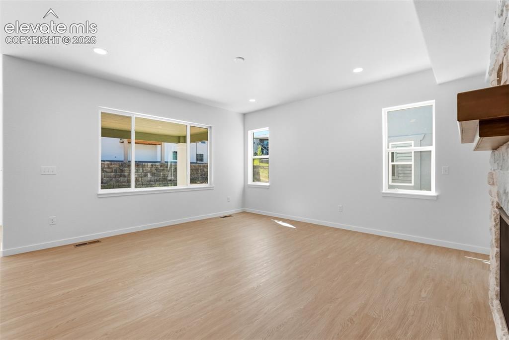 Image 15 of 50: Great Room