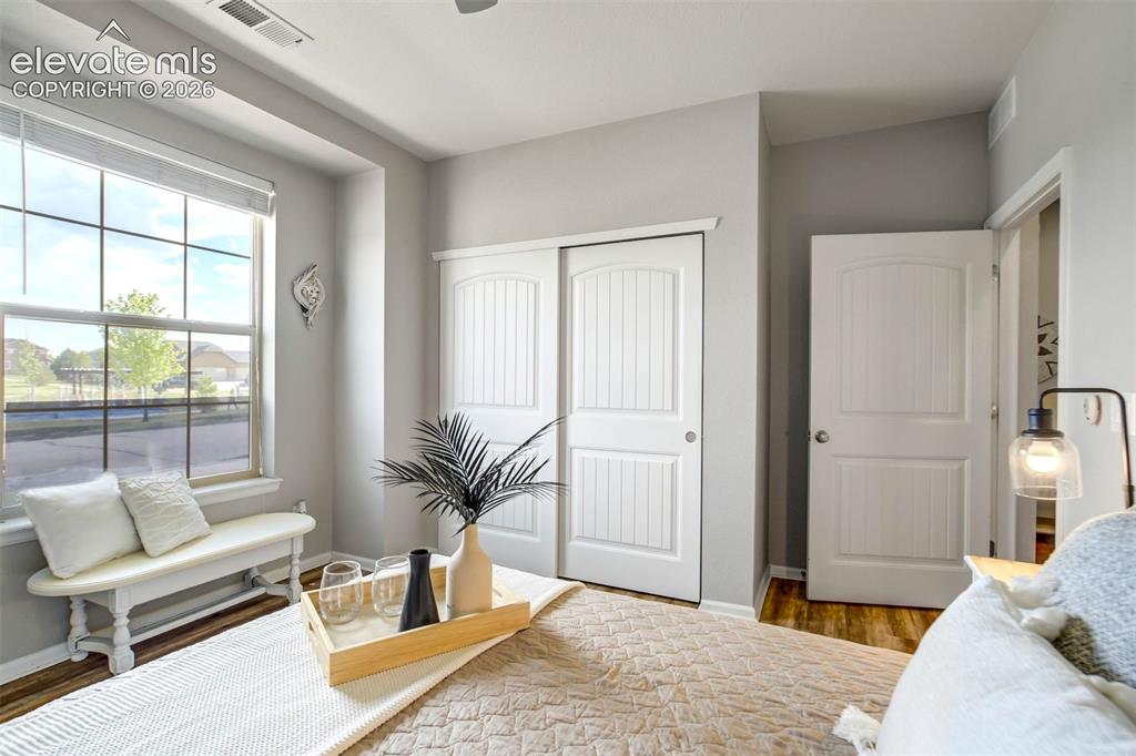 Image 25 of 46: Comfortable, convenient, and just steps from a full bathroom on the main le
