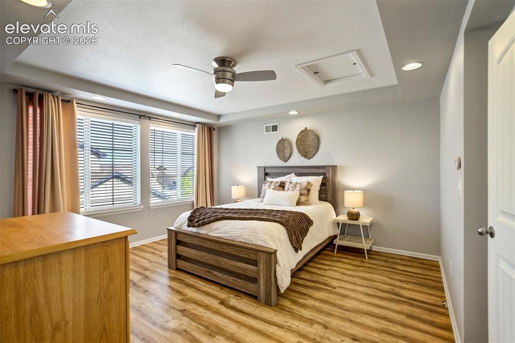 Image 31 of 46: The upstairs hideaway everyone will secretly want to claim.