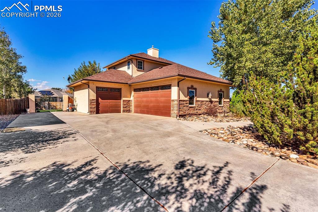 Image 2 of 50: Front of Structure