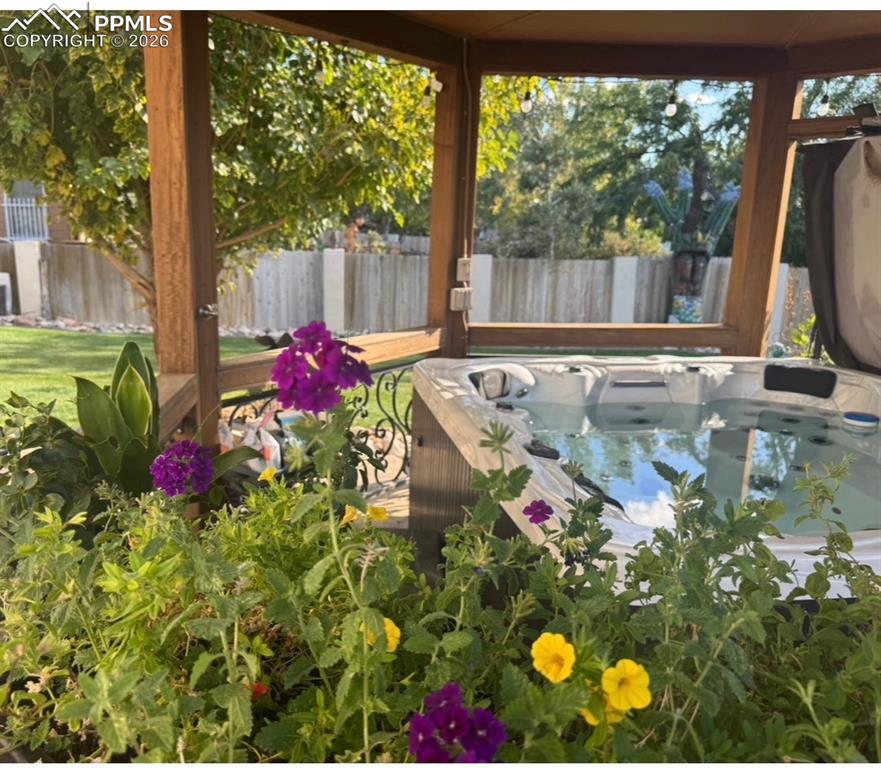 Image 50 of 50: Sun Room