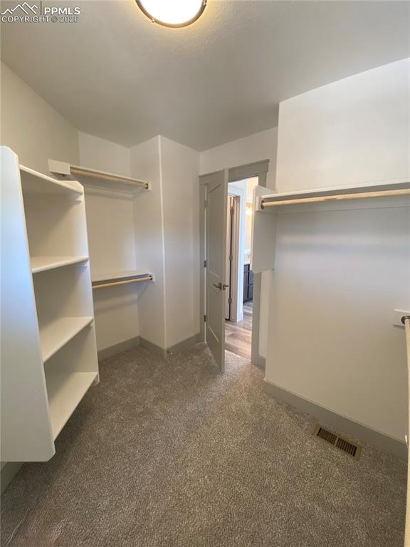 Image 17 of 33: Closet