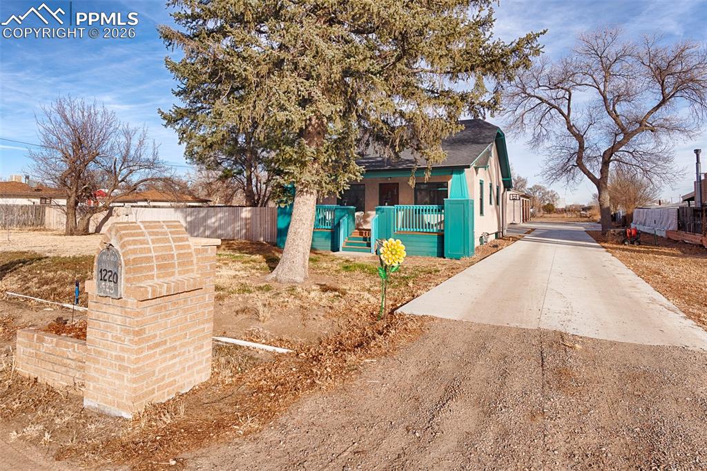 Image 36 of 50: Front of Structure