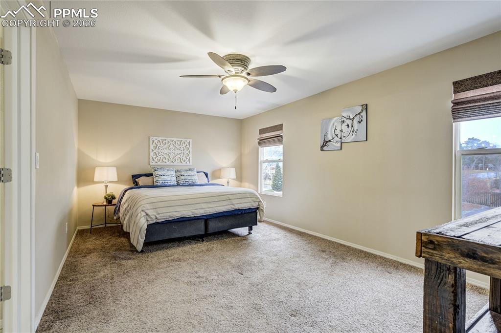 Image 19 of 41: Bedroom