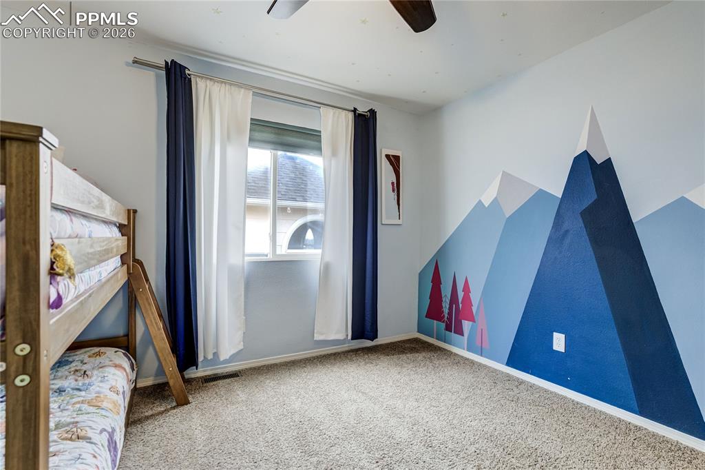 Image 26 of 41: Bedroom