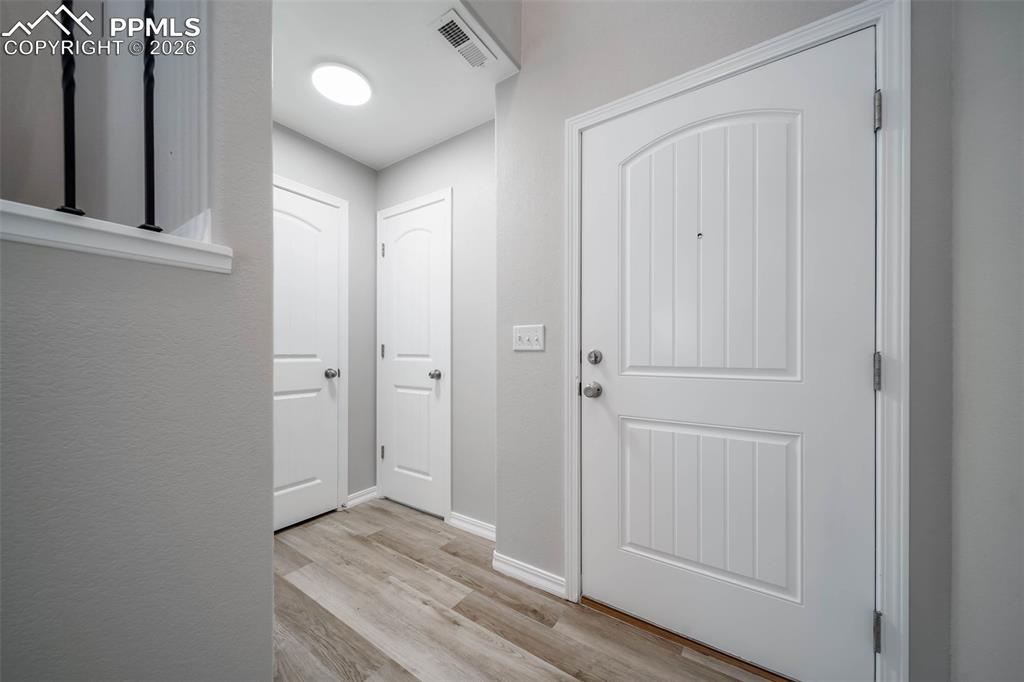 Image 5 of 46: Entry