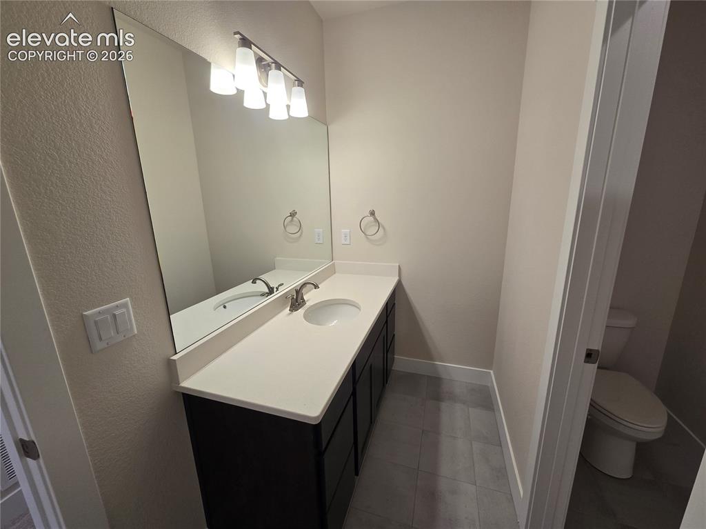 Image 25 of 30: Bathroom