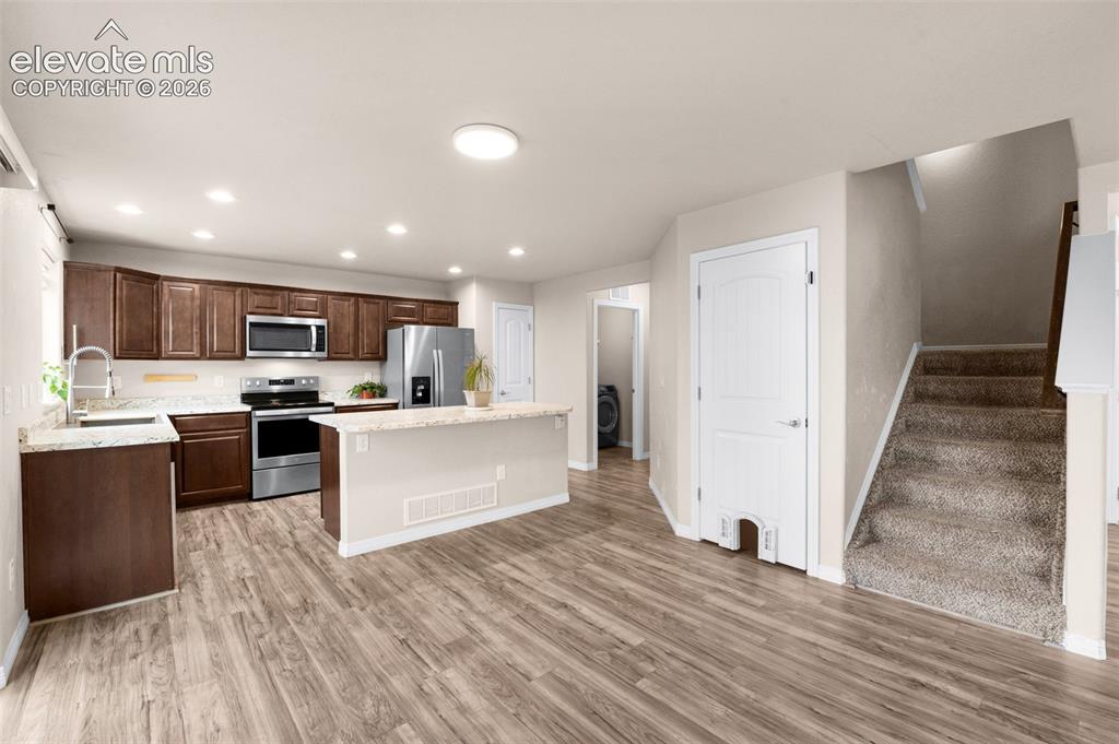 Image 10 of 29: Kitchen