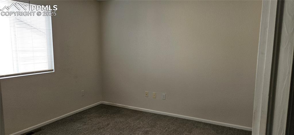 Image 19 of 26: 3rd bedroom