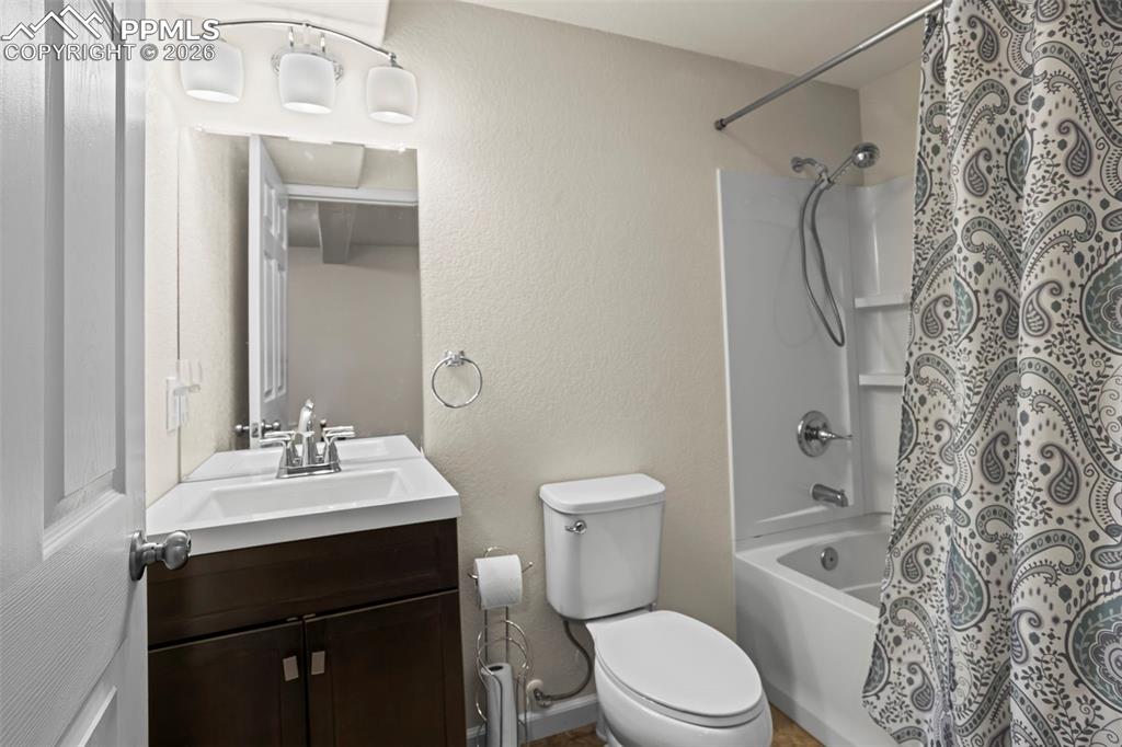 Image 13 of 21: Basement Bathroom