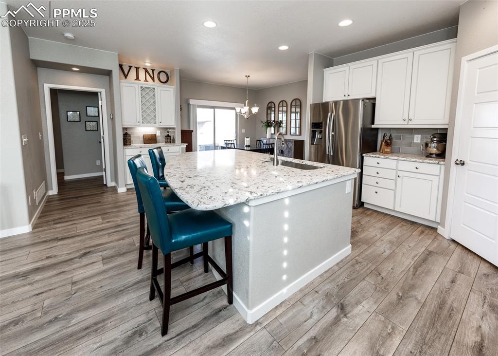 Image 18 of 37: Kitchen