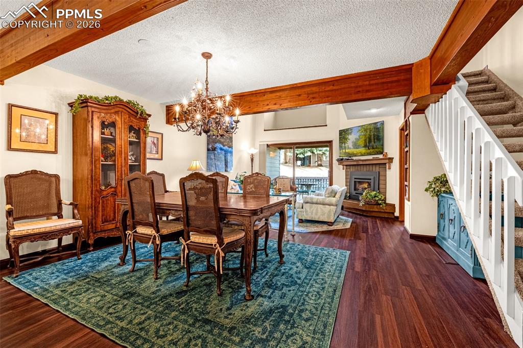 Image 6 of 38: Dining Area