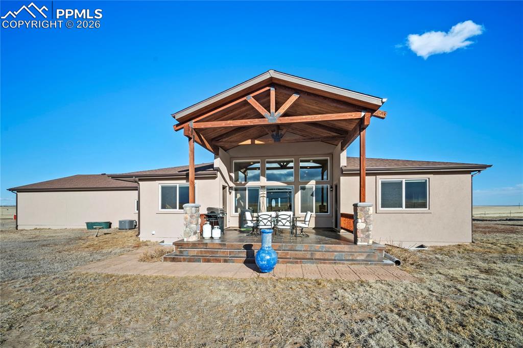 Image 43 of 50: Back of Structure