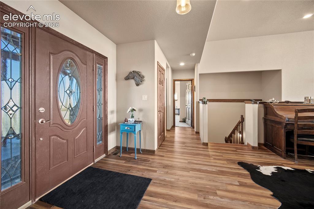 Image 9 of 49: Entry