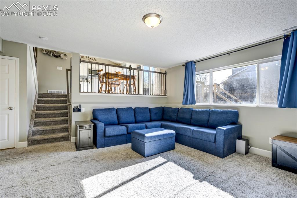 Image 9 of 20: Family Room