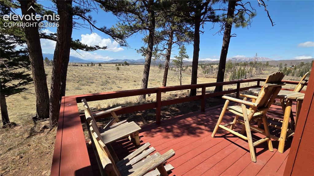 Image 9 of 46: Deck