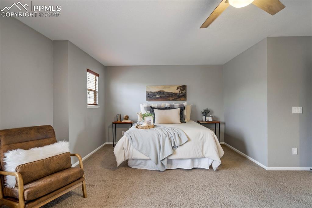 Image 29 of 49: Bedroom