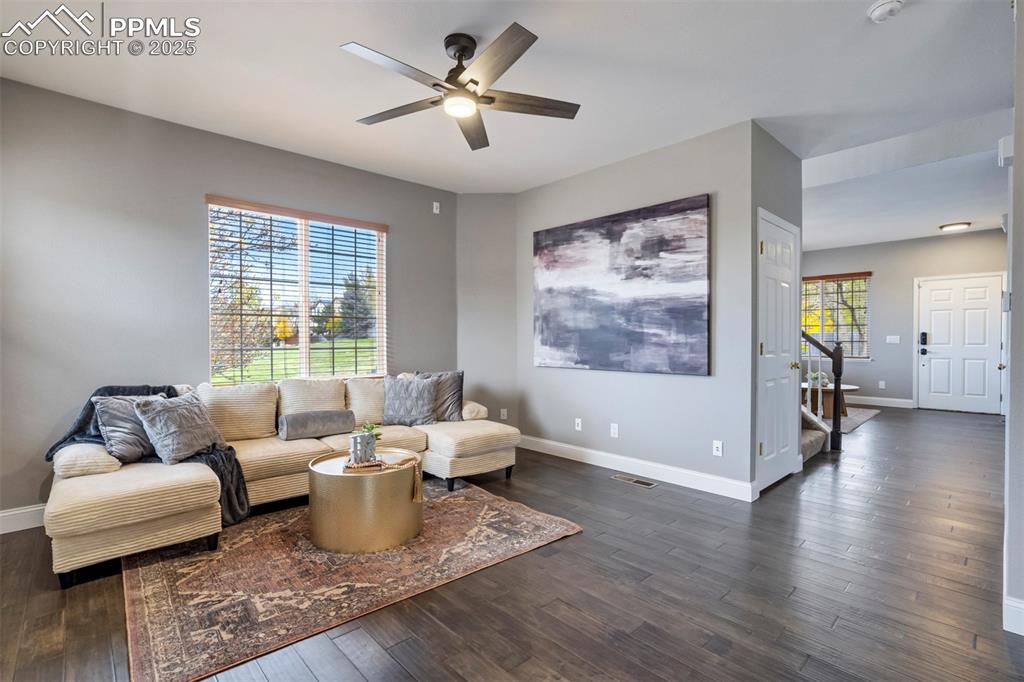 Image 8 of 49: Living Room