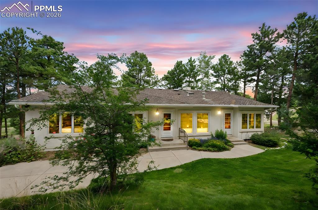 Image 2 of 37: Back of Structure