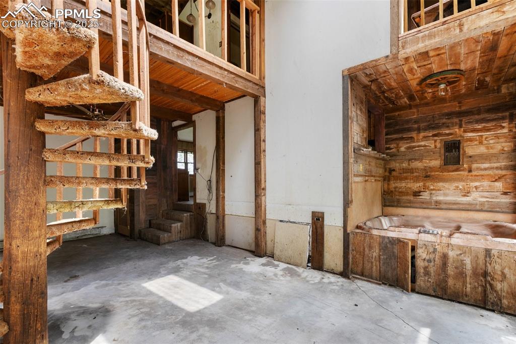 Image 16 of 36: Other