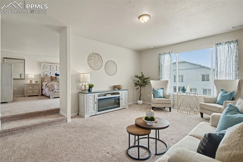 Image 20 of 38: Living Room