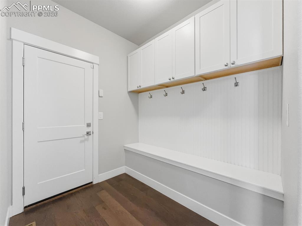 Image 16 of 49: Mud Room