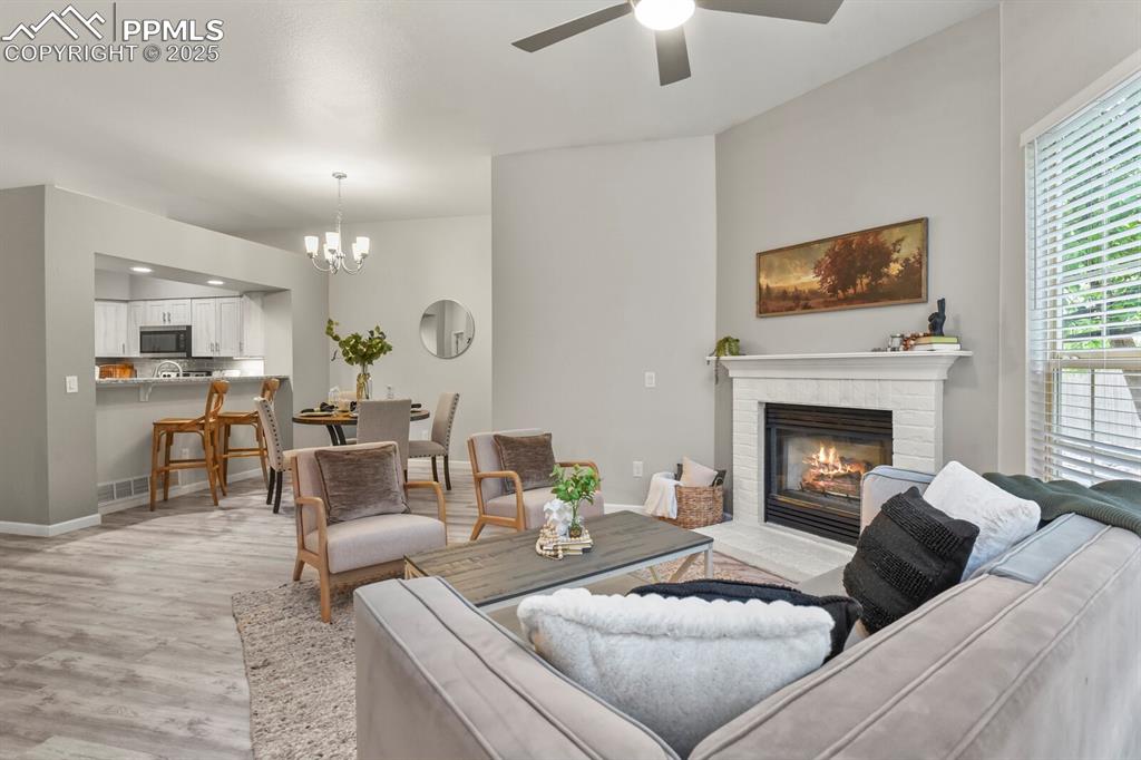 Image 7 of 47: Living Room
