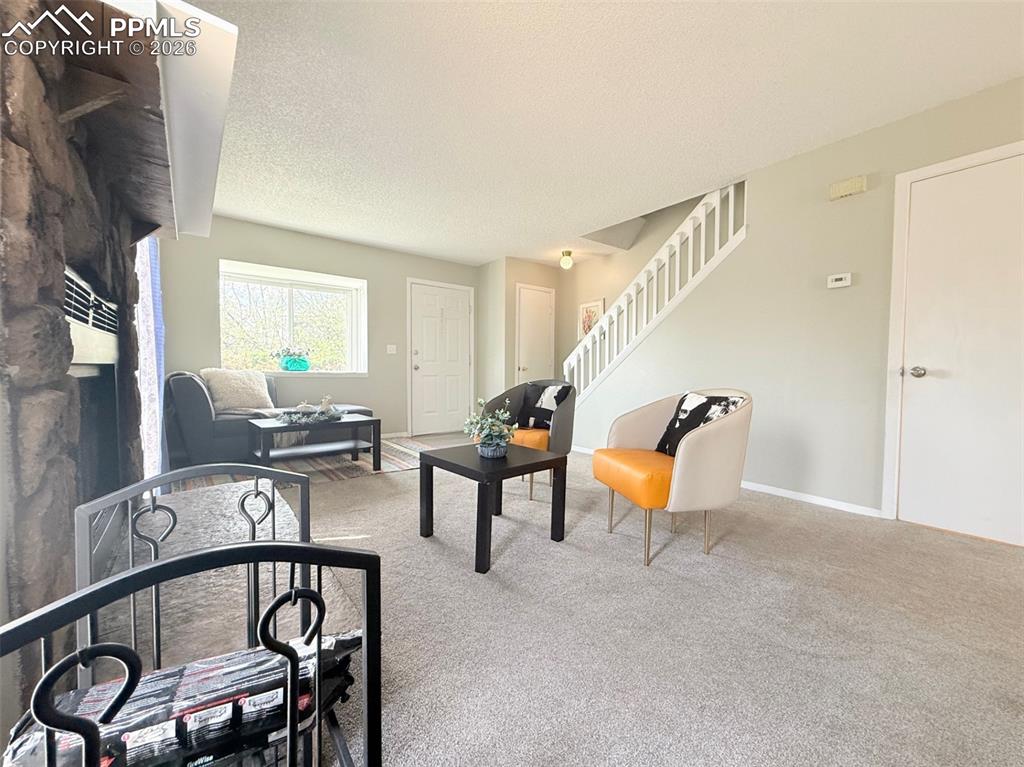 Image 11 of 39: Living Room