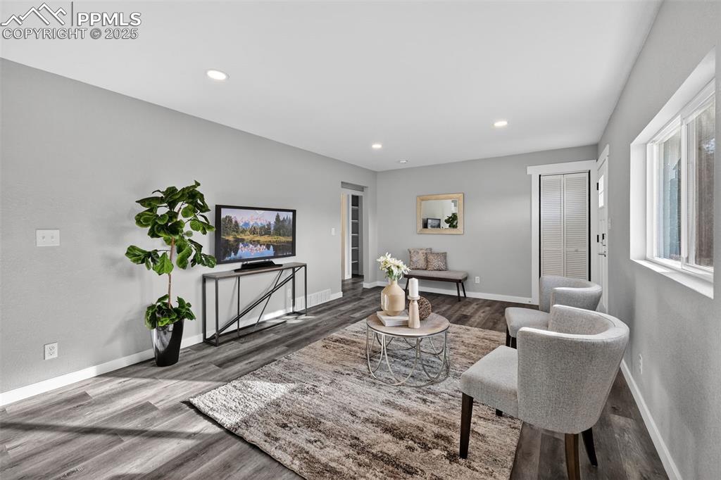 Image 8 of 42: Living Room