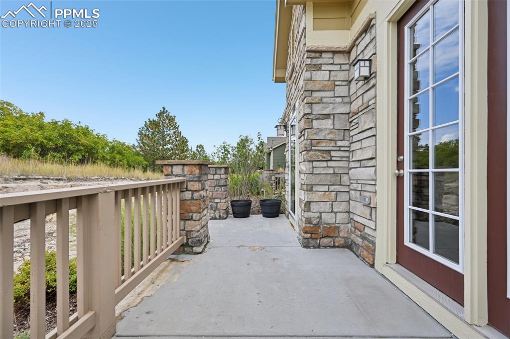 Image 41 of 50: Patio