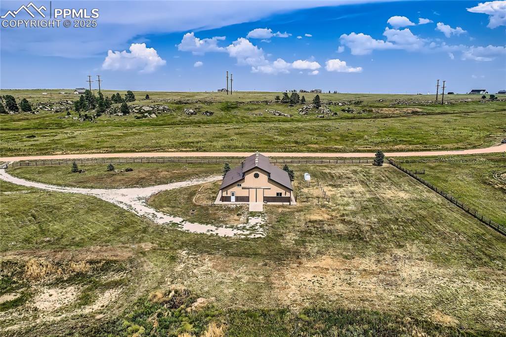 Image 34 of 50: Broad Landscape Perspective – Aerial panorama